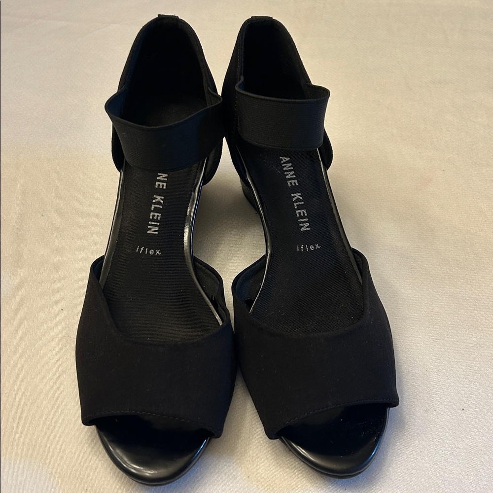 Anne Klein Black Peep-Toe Wedges iflex technology
Size 9.5M - Picture 2 of 8